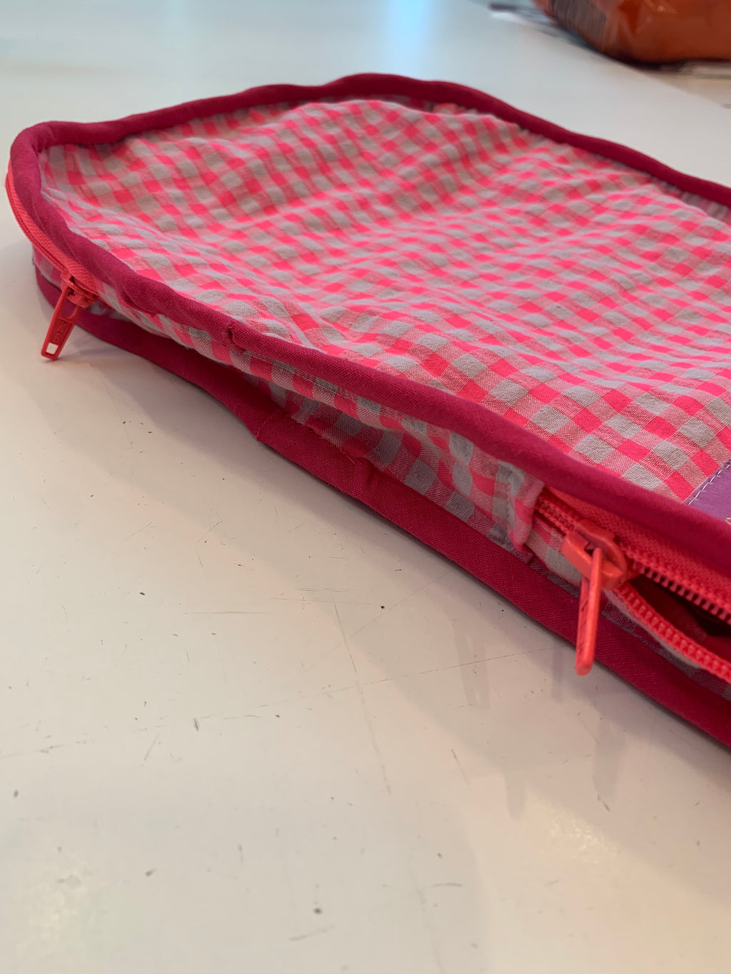 Funda de portätil rosa fluor